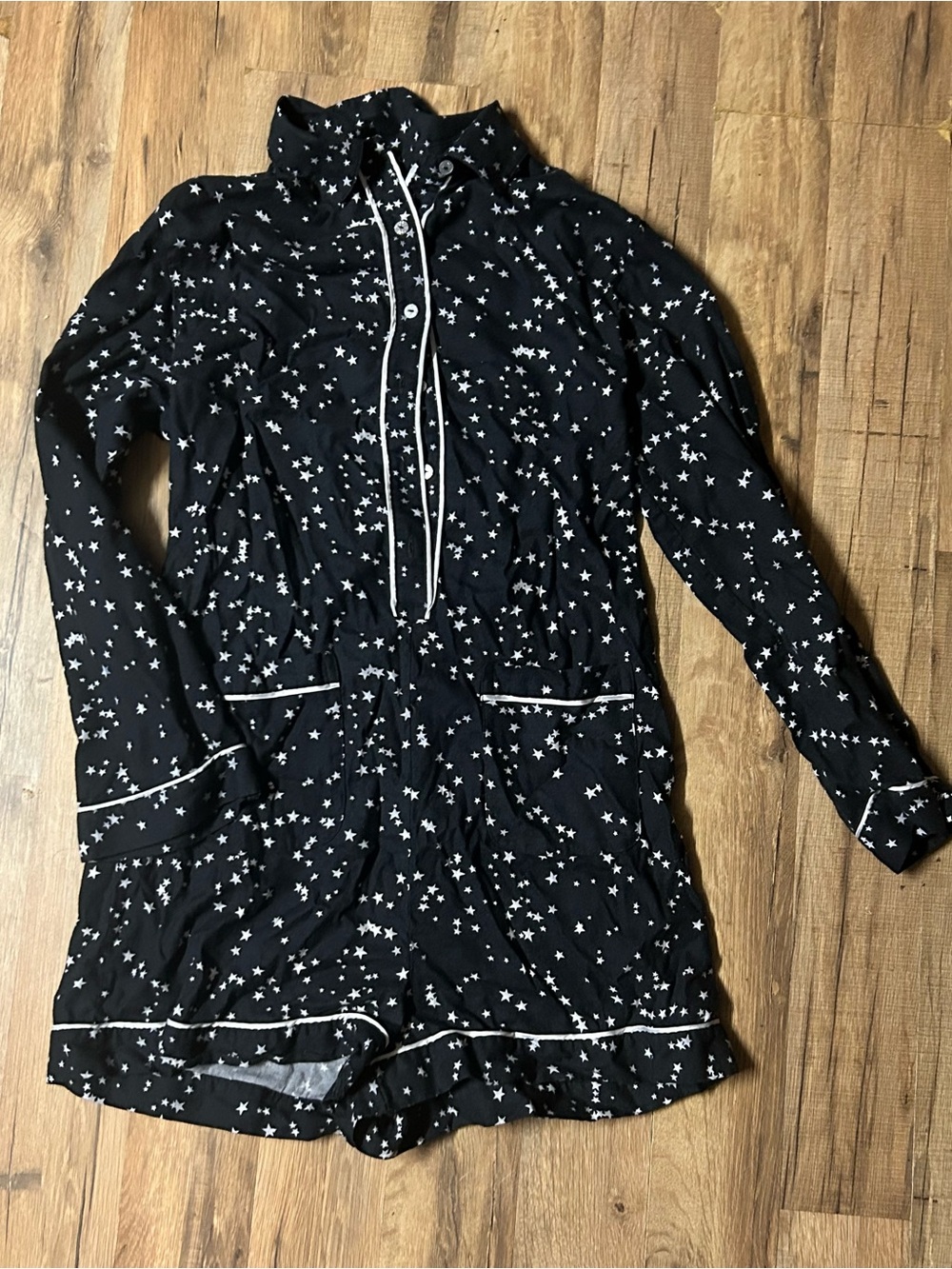 Victoria's Secret Star Print Pajama Romper Small Black White Believe in Magic